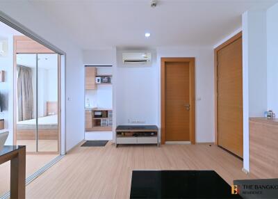 RHYTHM Ratchada-Huaikhwang MRT Huai Khwang 1 Bed 1 Bath  C030212032