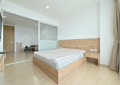 RHYTHM Ratchada-Huaikhwang MRT Huai Khwang 1 Bed 1 Bath  C030212032