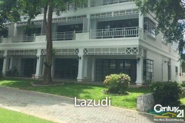 BAAN SRA SUAN: 3 Bed Large Colonial Style Townhouse