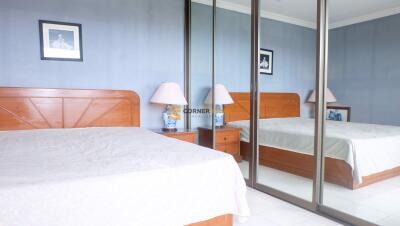 2 bedroom Condo in Jomtien Hill