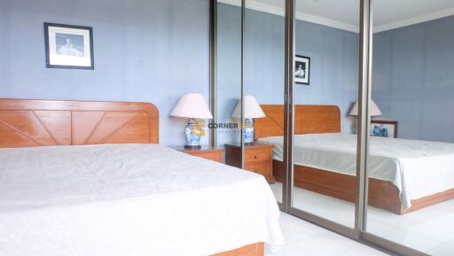 2 bedroom Condo in Jomtien Hill