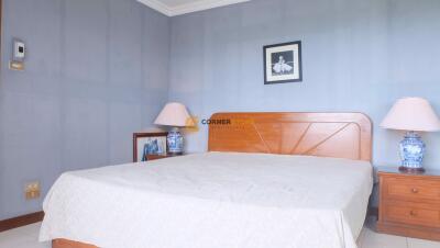 2 bedroom Condo in Jomtien Hill