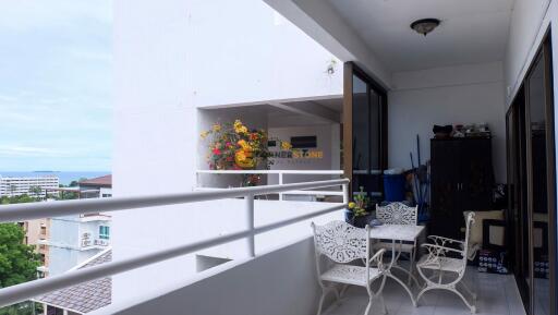 2 bedroom Condo in Jomtien Hill