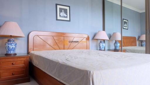 2 bedroom Condo in Jomtien Hill