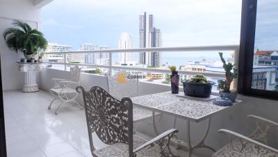 2 bedroom Condo in Jomtien Hill