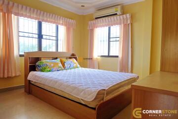 4 bedroom House in Royal Green Park East Pattaya