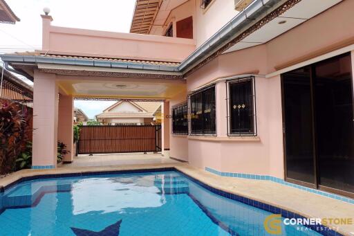 4 bedroom House in Royal Green Park East Pattaya