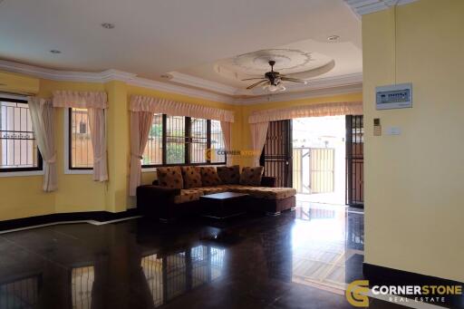 4 bedroom House in Royal Green Park East Pattaya