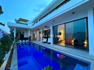 Modern 3 Bedroom Pool Villa in La Lua Resort Project for Sale, Very Close to Pineapple Valley Golf in Hua Hin