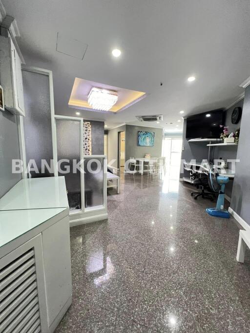 Condo at Wittayu Complex for rent