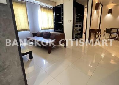 Condo at Wittayu Complex for rent