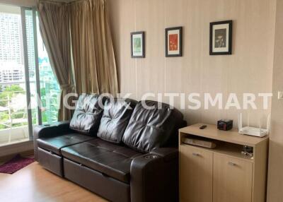 Condo at Life@Ratchada for rent