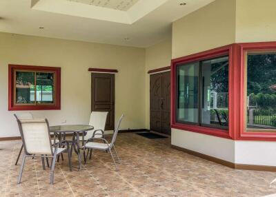 Peaceful Single-Story 4 Bedroom Villa With A Large Garden In San Sai