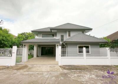 Renovated furnished 3 bedroom house with a big garden for rent in Nong Hoi, Chiang Mai. Near Varee School.