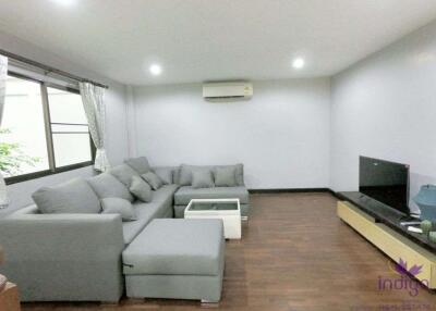 Renovated furnished 3 bedroom house with a big garden for rent in Nong Hoi, Chiang Mai. Near Varee School.