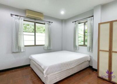 Renovated furnished 3 bedroom house with a big garden for rent in Nong Hoi, Chiang Mai. Near Varee School.