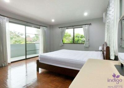 Renovated furnished 3 bedroom house with a big garden for rent in Nong Hoi, Chiang Mai. Near Varee School.