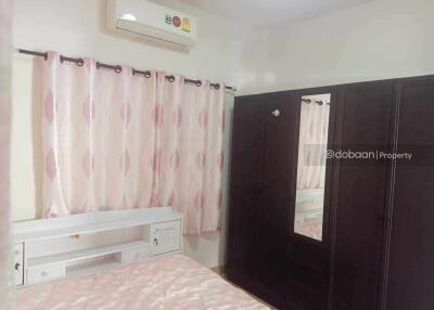 A single-story house with 3 bedrooms and 2 bathrooms, located in the Hang Dong area, near Kad Farang.