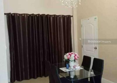 A single-story house with 3 bedrooms and 2 bathrooms, located in the Hang Dong area, near Kad Farang.