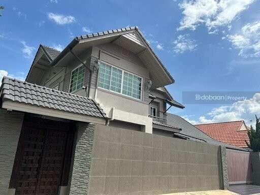 2-story single house with 4 bedrooms and 4 bathrooms, located in the Hang Dong area, near Lanna International School Thailand.