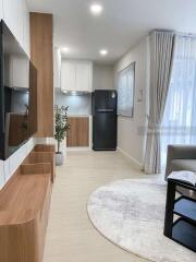 1-bedroom, 1-bathroom condo located in the Chiang Mai city area, close to Chiang Mai Airport.