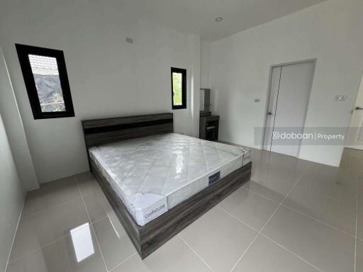 Single-story house with 2 bedrooms and 2 bathrooms, located in San Sai, near Mae Kuang Intersection.