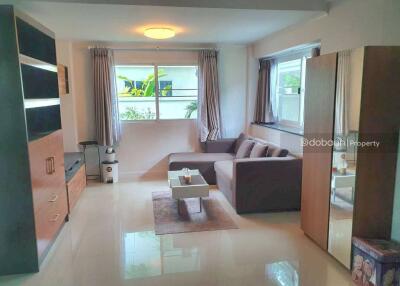 2-story detached house in the project, 3 bedrooms, 2 bathrooms, San Phisuea zone. Near Nakhon Payap International School NIS