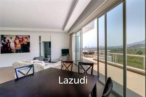 CLIFF + CLOUDS : 3 Bed Mountain View Condo
