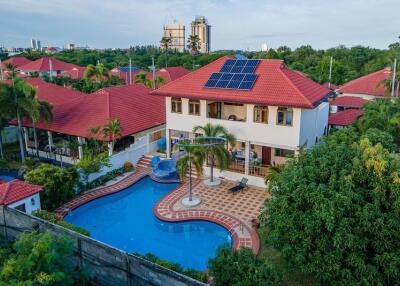 Crystal View 2 storey pool villa for sale soi 116