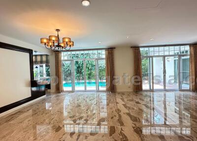 3 Bedrooms detached House with private swimming pool - Sathorn