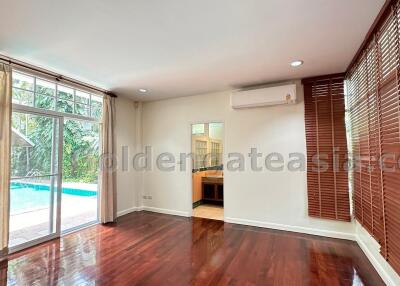 3 Bedrooms detached House with private swimming pool - Sathorn