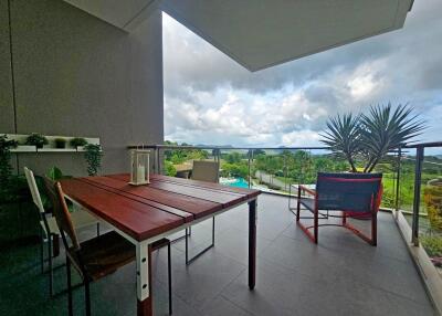 Views: Pool, Garden, Mountain, Ocean