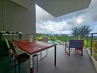 Views: Pool, Garden, Mountain, Ocean