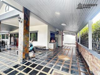 4 Bedroom Pool Villa In East Pattaya For Sale