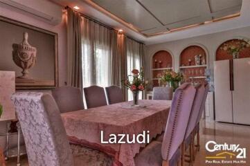 TUSCANY VILLAS : Luxury 3 Bed Villa very near the Beach