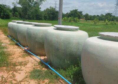 Outdoor water storage jars