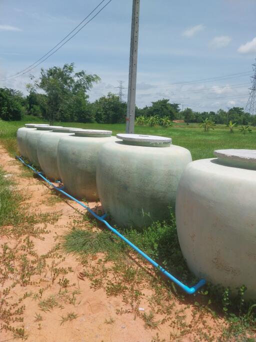 Outdoor water storage jars