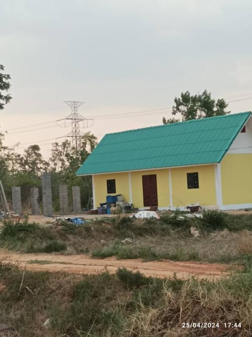 Single-story building with a green roof