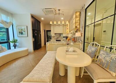 Modern kitchen with dining area