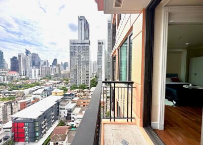 1-bedroom spacious condo for sale in Phromphong area