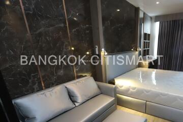 Condo at RHYTHM Ekkamai for sale