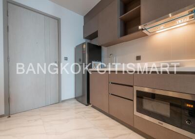 Condo at RHYTHM Ekkamai for sale