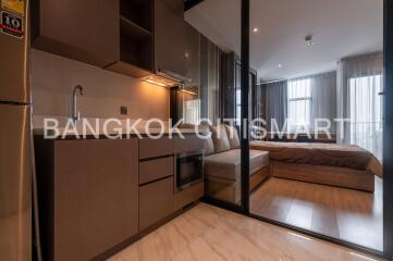 Condo at RHYTHM Ekkamai for sale