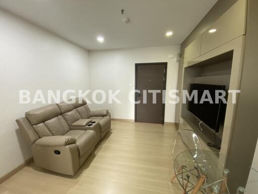 Condo at Supalai Park Talat Phlu Station for sale