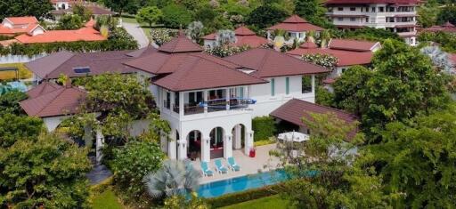 วิลล่า 2 ชั้นที่ออกแบบเองโดย Belvida Estate สำหรับขายที่ Hua Hin