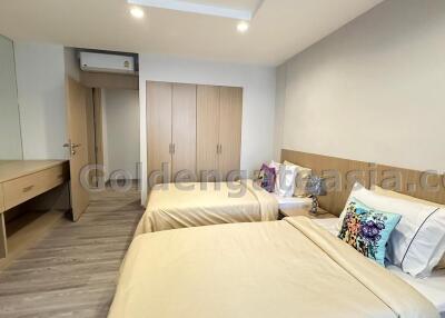 2 Bedrooms Furnished Spacious Modern Apartment - Sukhumvit 31, Watthana