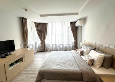 2 Bedrooms Furnished Spacious Modern Apartment - Sukhumvit 31, Watthana