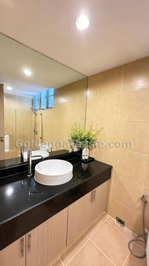 2 Bedrooms Furnished Spacious Modern Apartment - Sukhumvit 31, Watthana