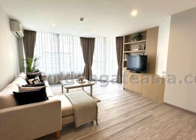 2 Bedrooms Furnished Spacious Modern Apartment - Sukhumvit 31, Watthana