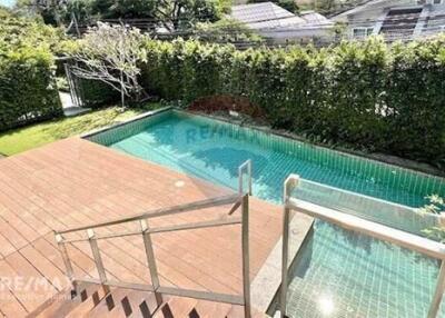 Pet-friendly 3 Bed Townhouse with Private Pool